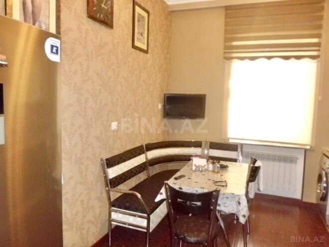 6-комн. дом/дача - м. Кара Караев - 250 м² (20)