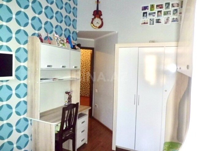 6-комн. дом/дача - м. Кара Караев - 250 м² (28)