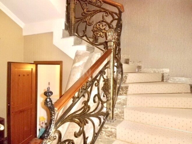 6-комн. дом/дача - м. Кара Караев - 250 м² (21)