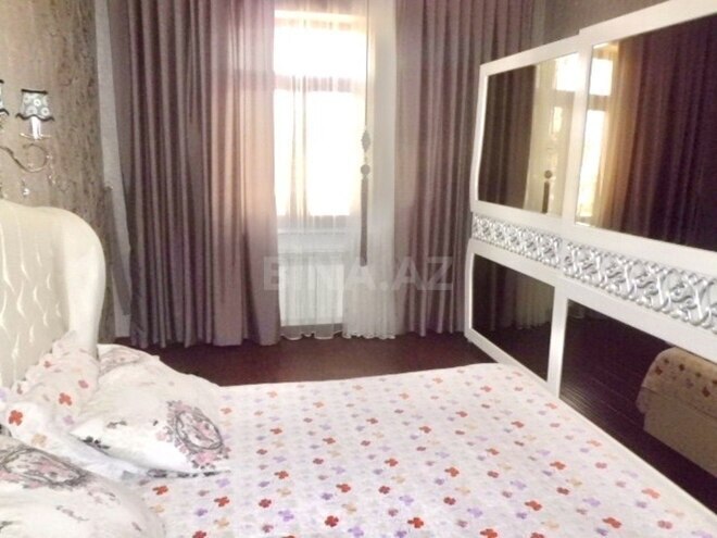 6-комн. дом/дача - м. Кара Караев - 250 м² (27)