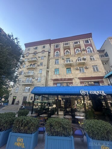 Сдаётся 2-комн. вторичка 65 м², м. Сахил, photo 1 from 24
