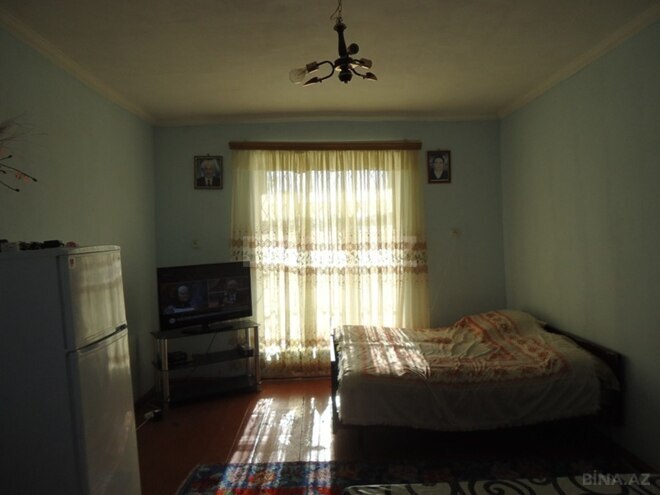 4 otaqlı həyət evi/bağ evi - Bərdə - 196.4 m² (6)