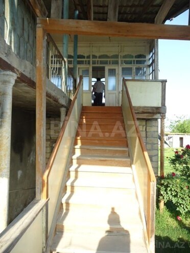 4 otaqlı həyət evi/bağ evi - Bərdə - 196.4 m² (10)