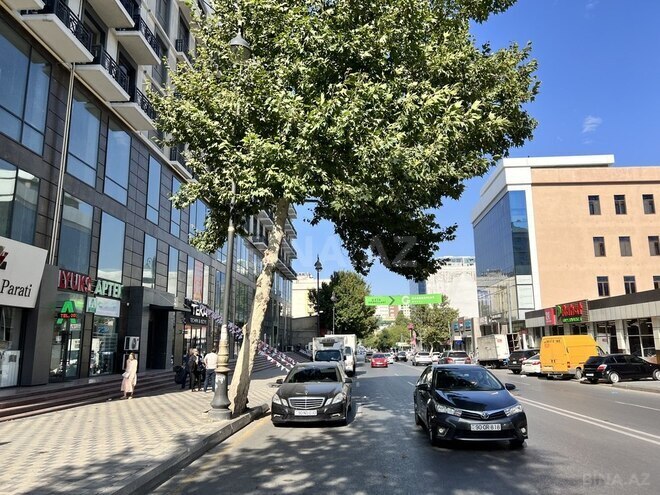 3 otaqlı yeni tikili - 8 Noyabr m. - 96 m² (26)
