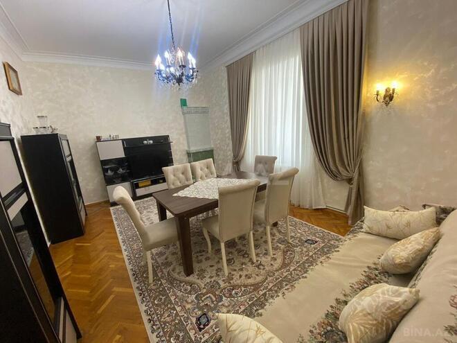 Продаётся 3-комн. вторичка 110 м², м. Ичеришехер, photo 5 from 18