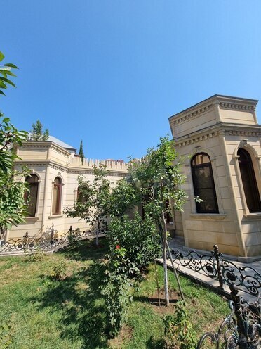 10 otaqlı həyət evi/bağ evi - Nəsimi m. - 500 m² (3)