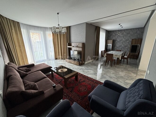 6 otaqlı həyət evi/bağ evi - Qusar - 260 m² (12)