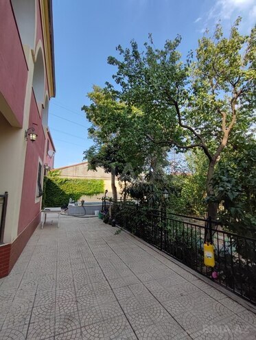 7 otaqlı həyət evi/bağ evi - Zığ q. - 240 m² (6)