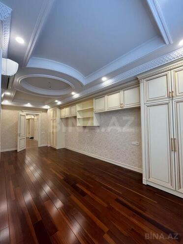 Продаётся 4-комн. новостройка 245 м², м. Элмляр Академиясы, photo 27 from 30