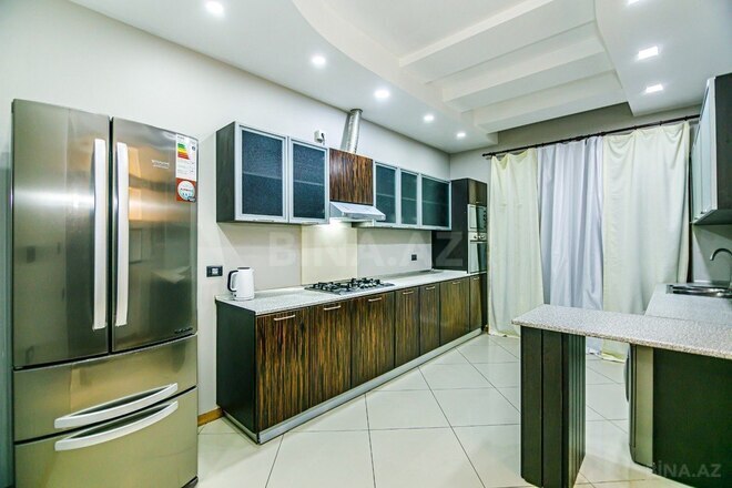 İcarəyə verilir 3 otaqlı yeni tikili 175 m², Sahil m., photo 15 from 32