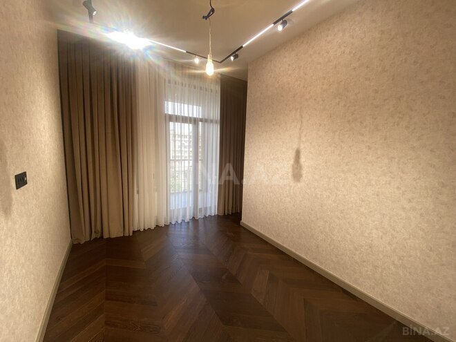 5-комн. новостройка - Наримановский  р. - 175 м² (11)