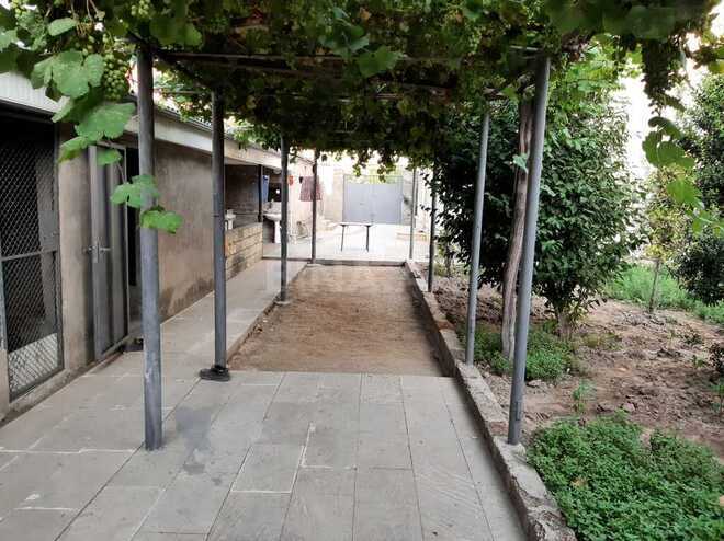 7 otaqlı həyət evi/bağ evi - Əhmədli m. - 350 m² (1)