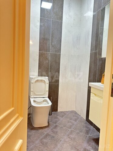3-комн. новостройка - м. 28 мая - 110 м² (28)