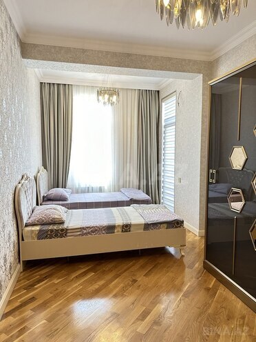 3-комн. новостройка - м. 28 мая - 110 м² (19)
