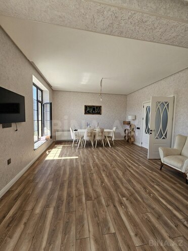 4 otaqlı həyət evi/bağ evi - Şüvəlan q. - 160 m² (21)