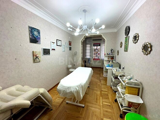 Продаётся 5-комн. вторичка 140 м², м. Кара Караев, photo 7 from 32