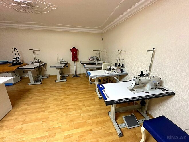 Продаётся 5-комн. вторичка 140 м², м. Кара Караев, photo 9 from 32