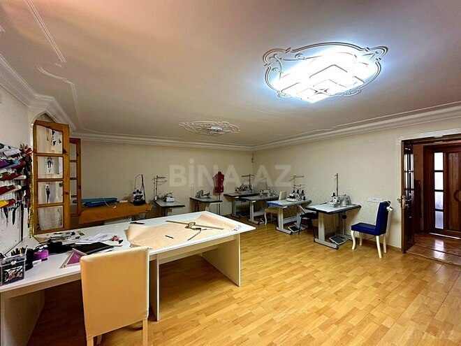 Продаётся 5-комн. вторичка 140 м², м. Кара Караев, photo 8 from 32