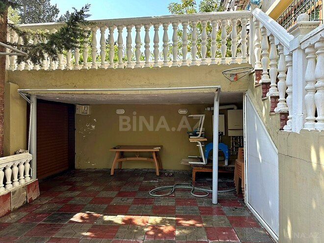 Продаётся 5-комн. вторичка 140 м², м. Кара Караев, photo 30 from 32