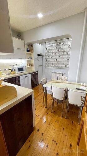 4 otaqlı köhnə tikili - 9-cu mikrorayon q. - 90 m² (16)