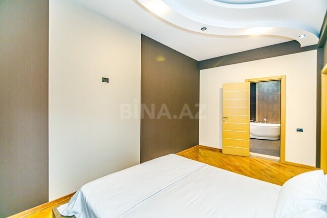 4-комн. новостройка - м. 28 мая - 220 м² (18)