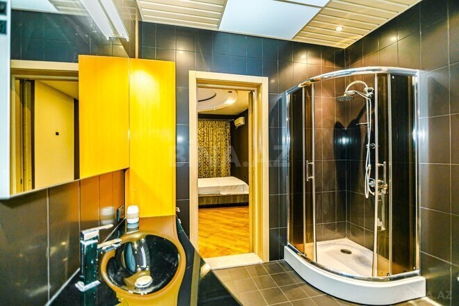 4-комн. новостройка - м. 28 мая - 220 м² (28)
