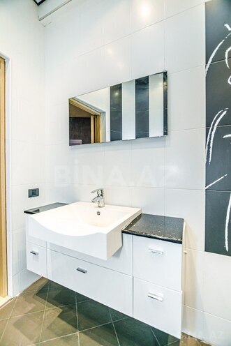 4-комн. новостройка - м. 28 мая - 220 м² (29)