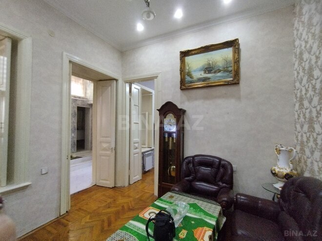 3-комн. вторичка - м. Сахил - 50 м² (17)