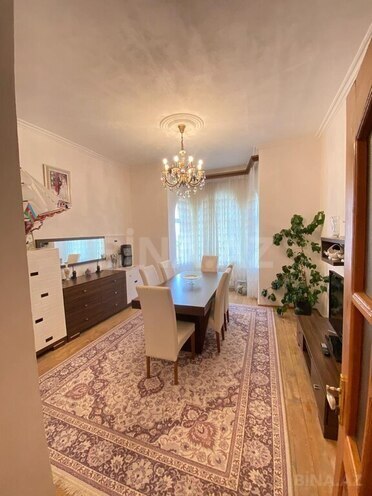 8-комн. дом/дача - Хатаинский р. - 230 м² (4)