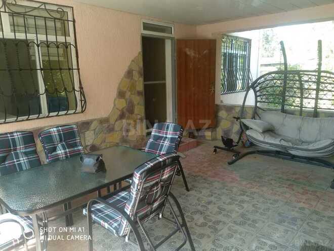 6 otaqlı həyət evi/bağ evi - Novxanı q. - 250 m² (8)