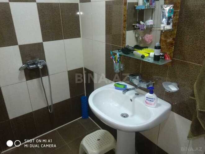 6 otaqlı həyət evi/bağ evi - Novxanı q. - 250 m² (15)