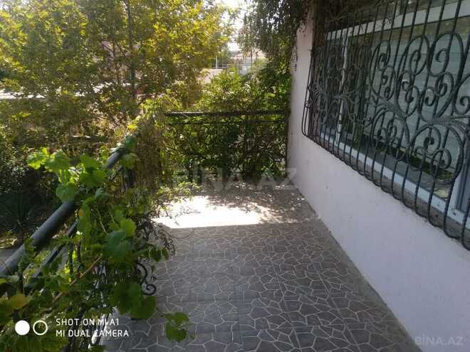 6 otaqlı həyət evi/bağ evi - Novxanı q. - 250 m² (9)