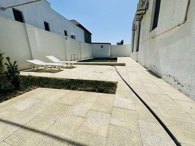 5 otaqlı həyət evi/bağ evi - Şüvəlan q. - 250 m² (9)