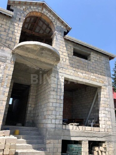 6 otaqlı həyət evi/bağ evi - İsmayıllı - 360 m² (1)