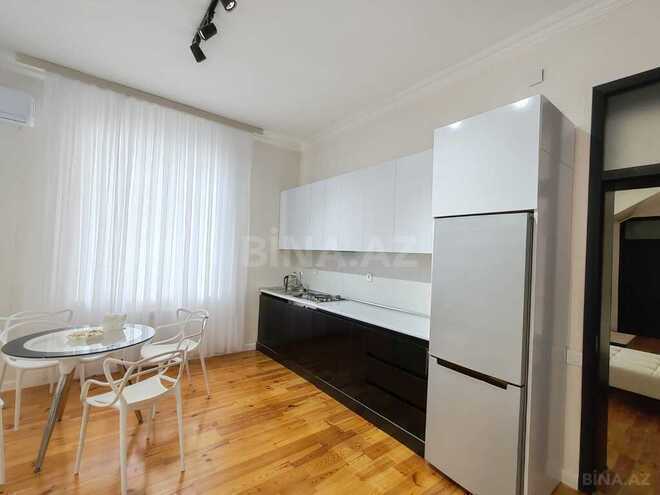 8 otaqlı həyət evi/bağ evi - Buzovna q. - 300 m² (25)