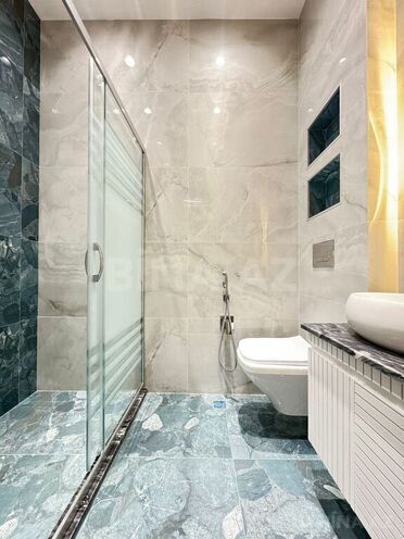 6 otaqlı həyət evi/bağ evi - Mərdəkan q. - 400 m² (27)