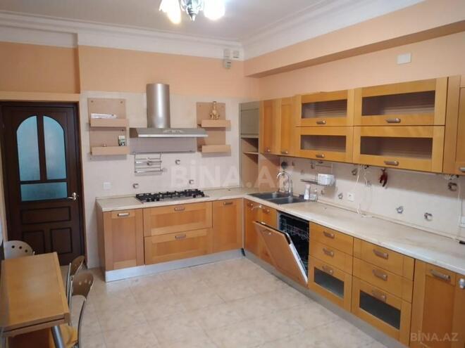 4-комн. новостройка - м. 28 мая - 100 м² (1)