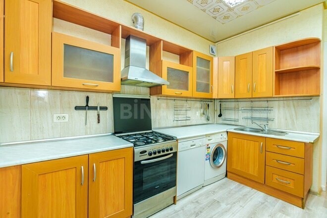 Сдаётся 3-комн. вторичка 110 м², м. Сахил, photo 10 from 32