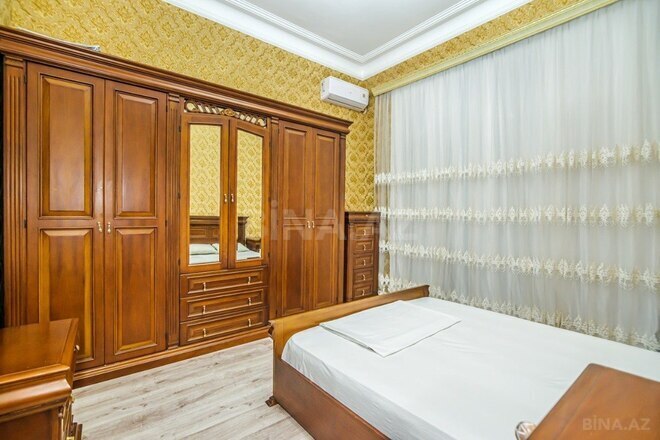 Сдаётся 3-комн. вторичка 110 м², м. Сахил, photo 31 from 32
