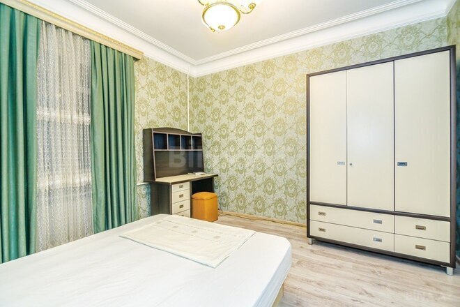 Сдаётся 3-комн. вторичка 110 м², м. Сахил, photo 23 from 32