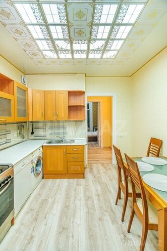 Сдаётся 3-комн. вторичка 110 м², м. Сахил, photo 20 from 32