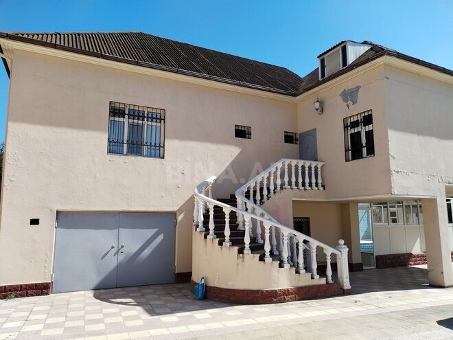 9 otaqlı həyət evi/bağ evi - Şüvəlan q. - 400 m² (20)