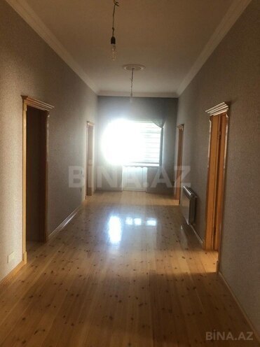 6 otaqlı həyət evi/bağ evi - Savalan q. - 250 m² (13)