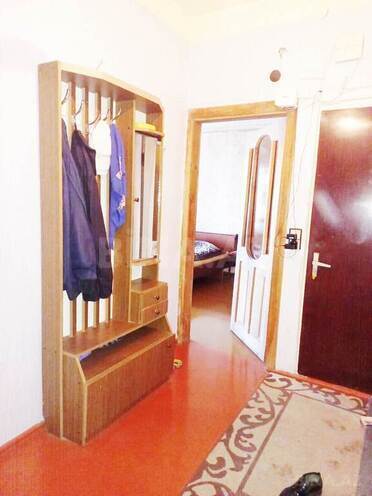 Satılır 4 otaqlı köhnə tikili 105 m², Azadlıq Prospekti m., photo 4 from 17