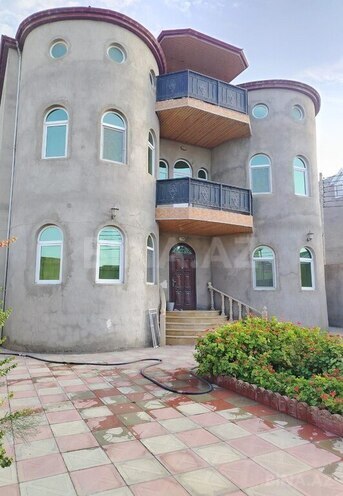 9-комн. дом/дача - пос. Бина - 450 м² (17)