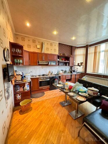 5 otaqlı həyət evi/bağ evi - 7-ci mikrorayon q. - 350 m² (12)
