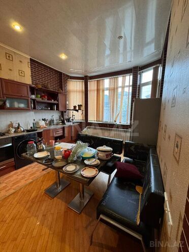 5 otaqlı həyət evi/bağ evi - 7-ci mikrorayon q. - 350 m² (10)