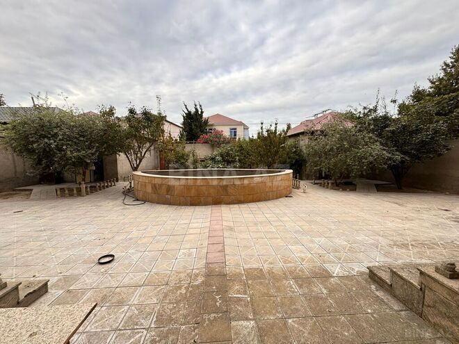 5 otaqlı həyət evi/bağ evi - 7-ci mikrorayon q. - 350 m² (19)
