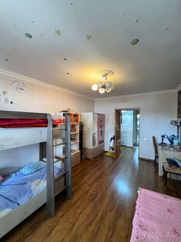 Продаётся 3-комн. вторичка 70 м², м. Элмляр Академиясы, photo 5 from 11