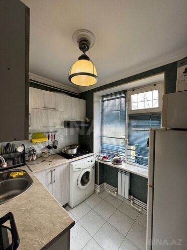 Продаётся 3-комн. вторичка 70 м², м. Элмляр Академиясы, photo 8 from 11